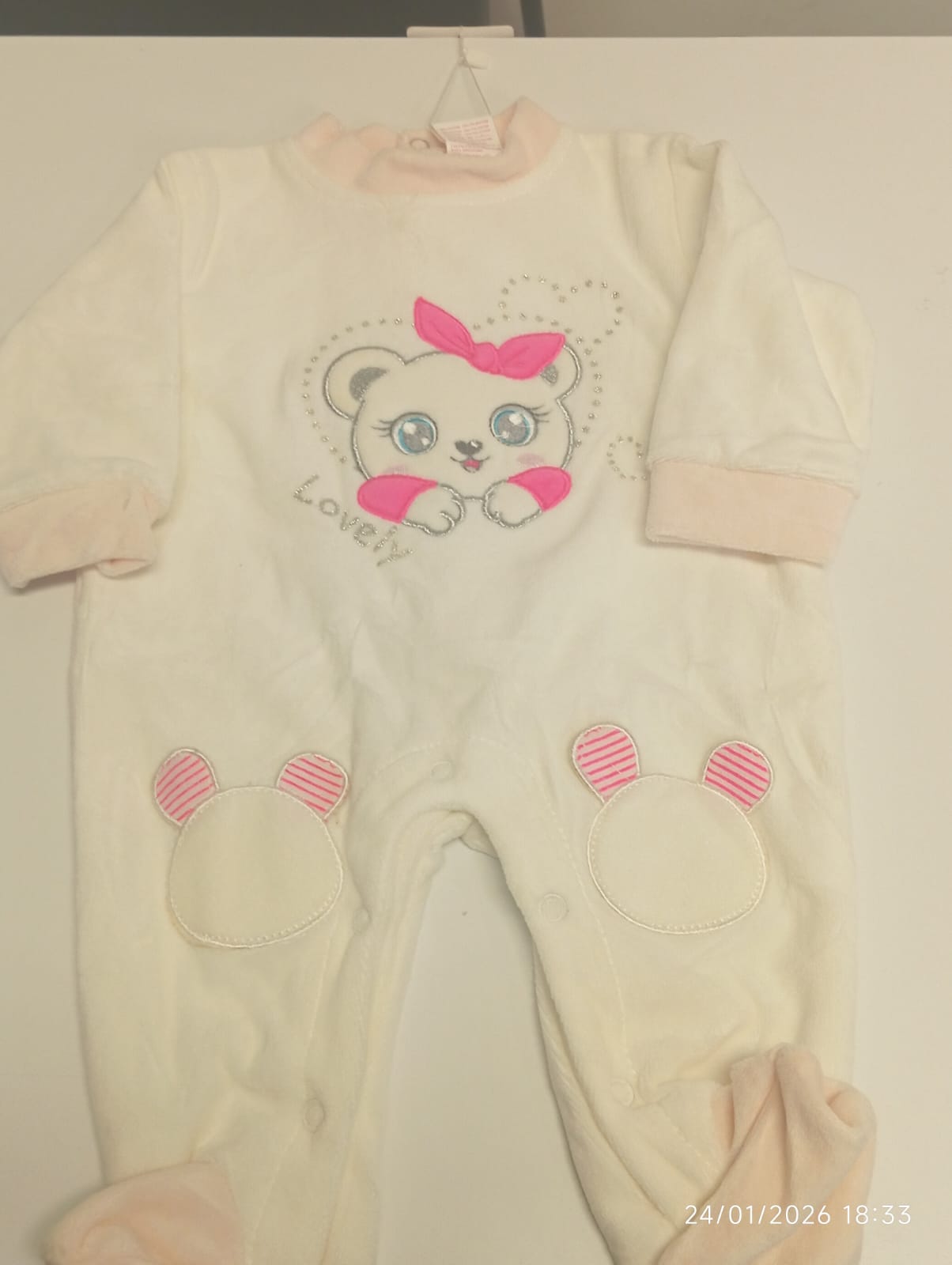 Tutina ciniglia neonata